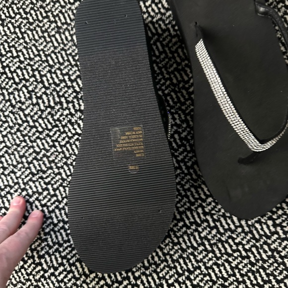 Torrid wedge flip flops - Picture 3 of 4